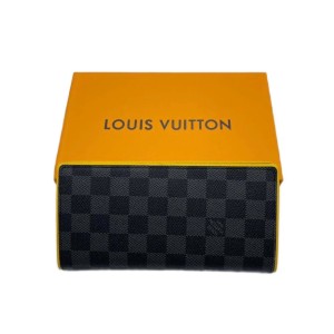 Бумажник Louis Vuitton E1080