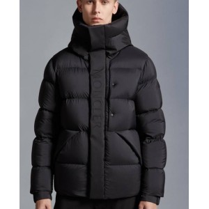 Зимняя куртка Moncler Madeira L2760